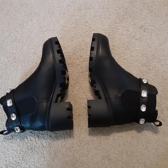 Nicole Miller Boots Size 9 - Picture 8 of 8